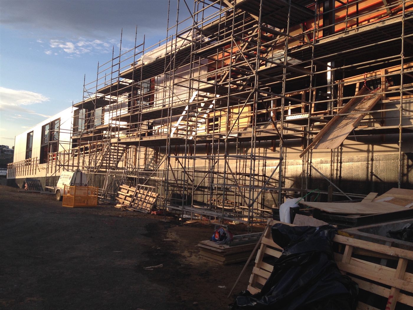 Brooke Street Pier construction